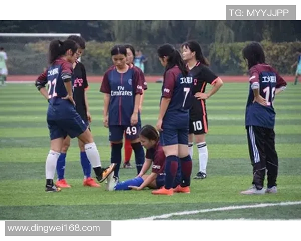 足球明星盲盒玩具热潮来袭让你在家也能收集偶像的魅力与激情